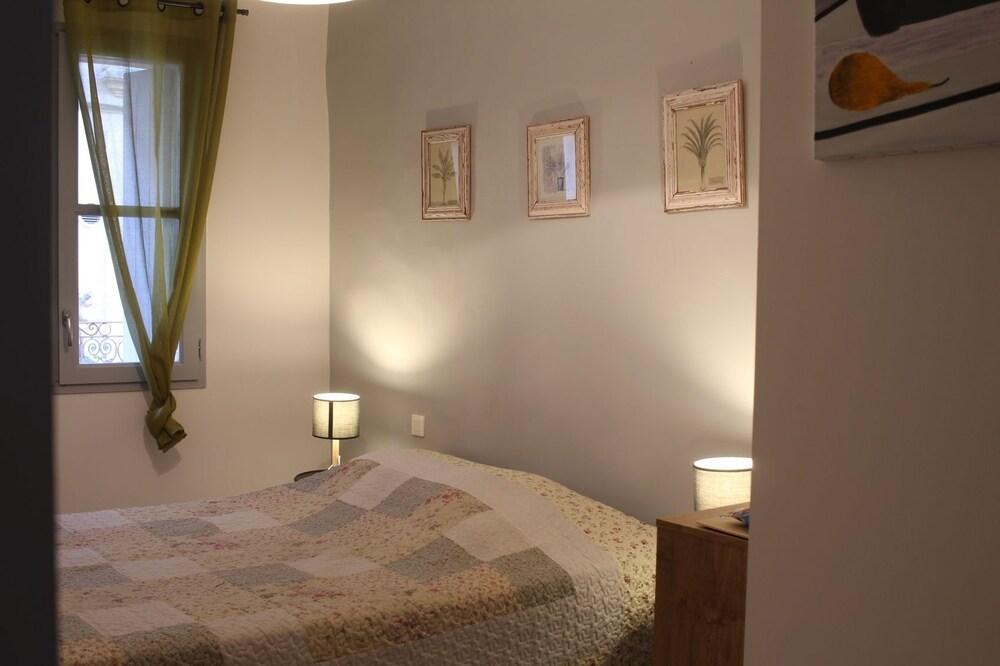 Chez Marie Louise Appartement Pézenas Buitenkant foto